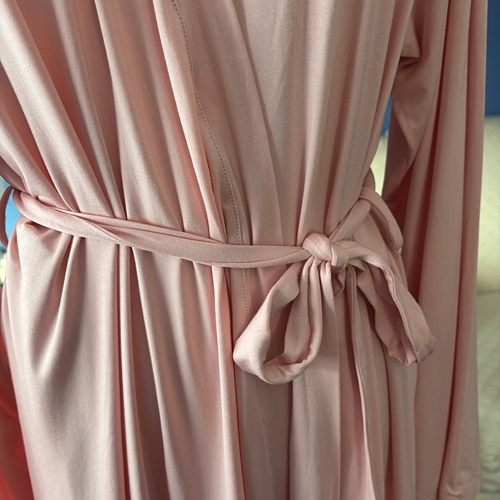 Latuza Pink Robe - Picture 6 of 8